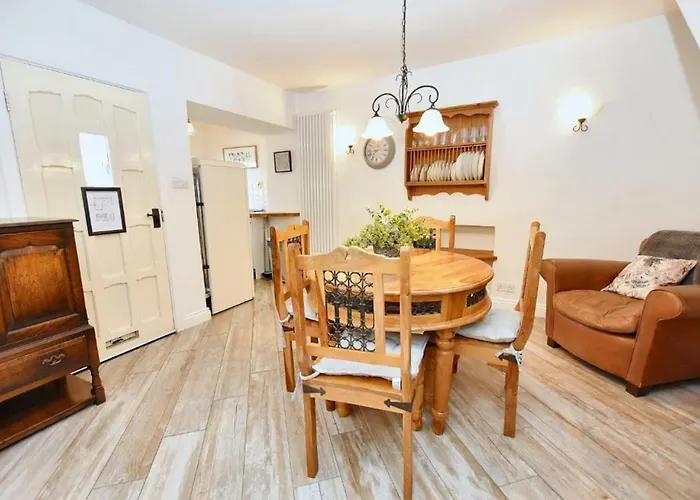 Bowland Breaks - Cobble View Cottage With Private Parking Near All The Local Wedding Venues